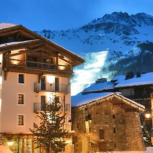 maison-de-famille-les-5-freres.hotels-rhonealpes.com/